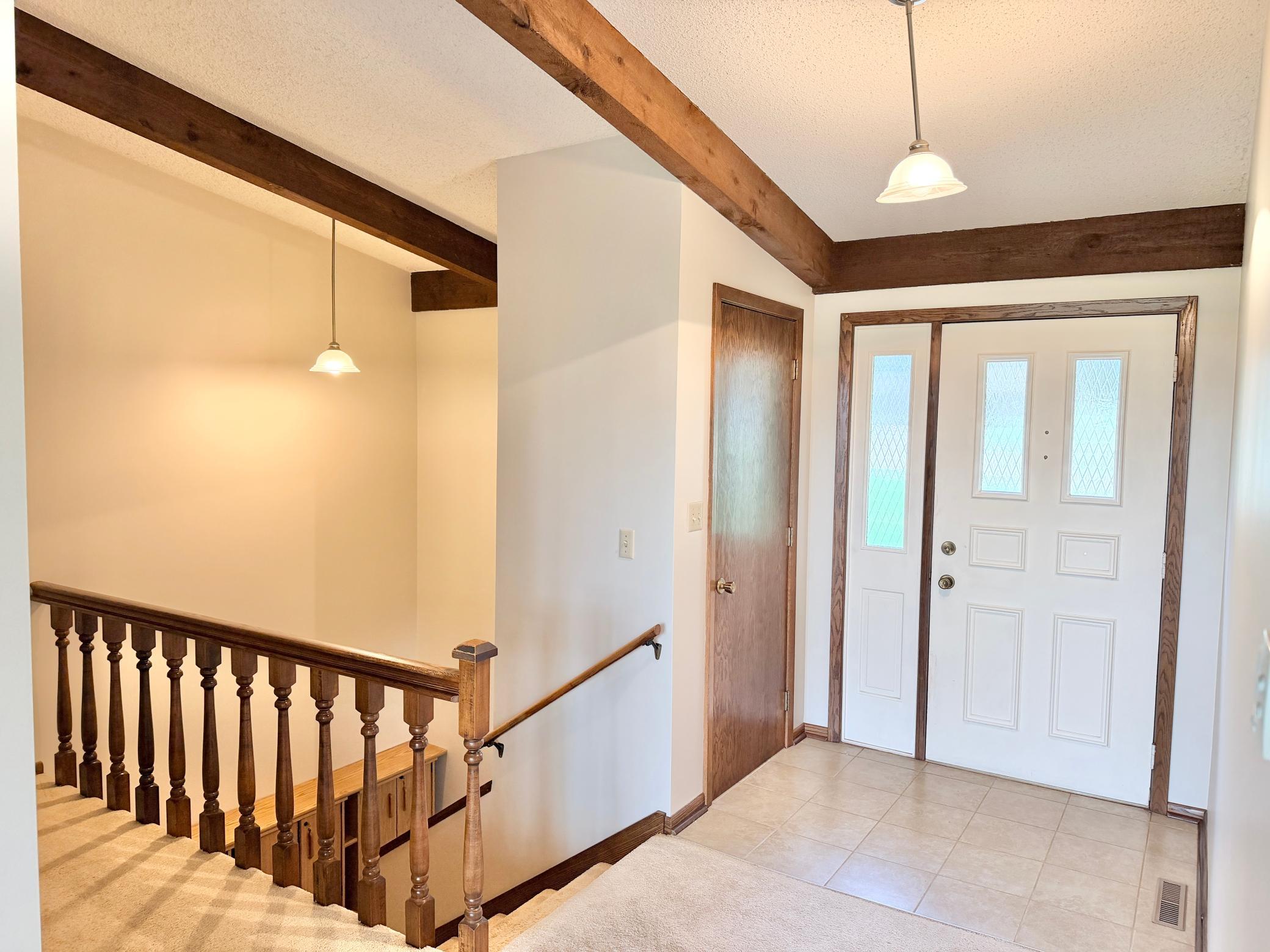 24106 Walnut Drive Property Photo 8