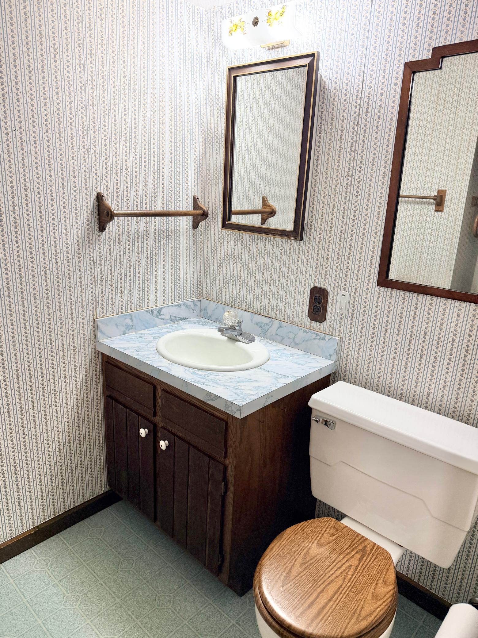 24106 Walnut Drive Property Photo 33
