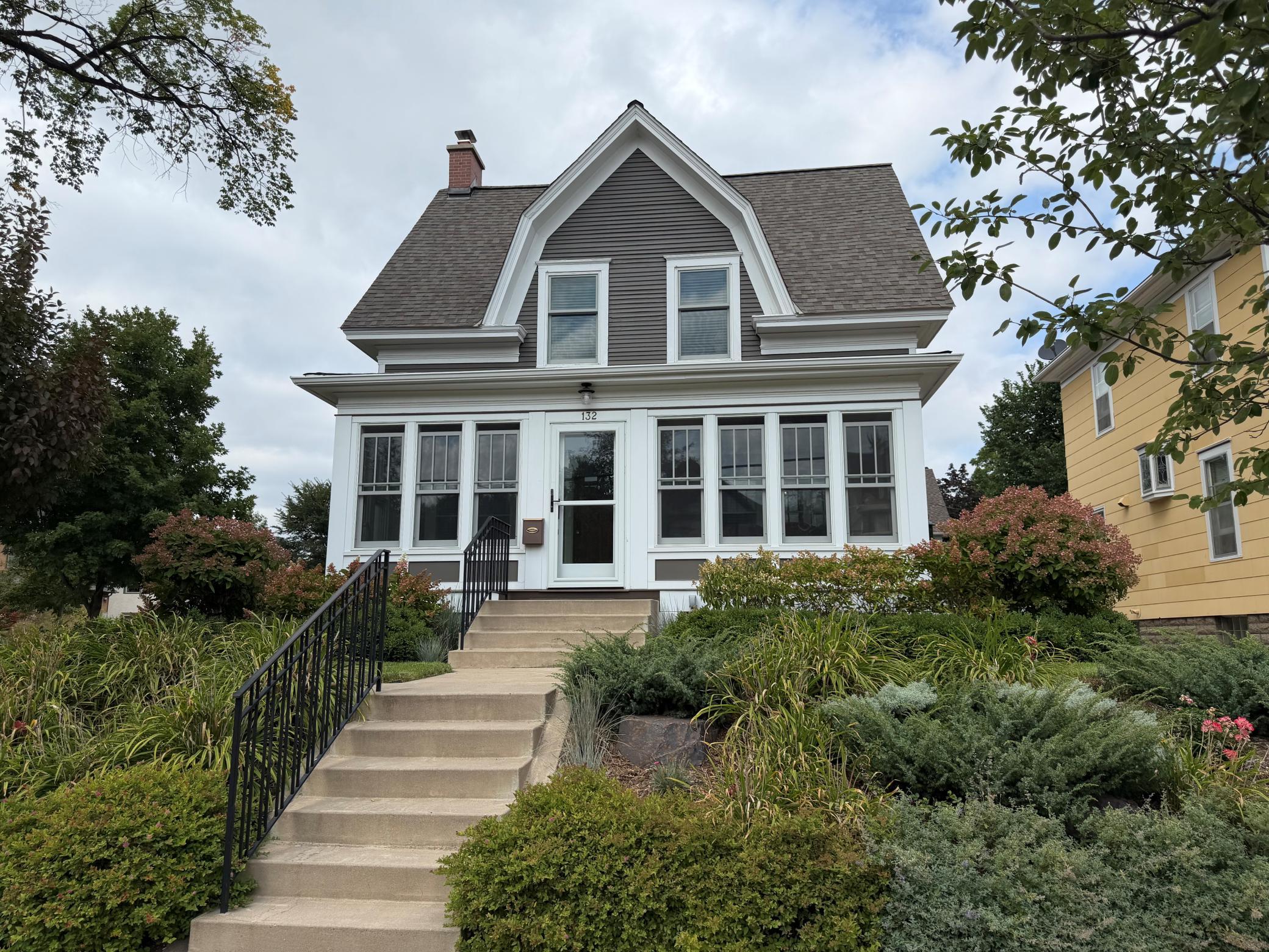 132 W 36th Street Property Photo 4