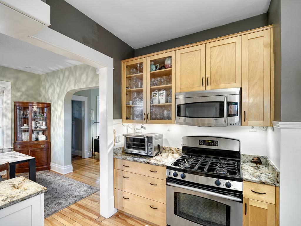 132 W 36th Street Property Photo 18