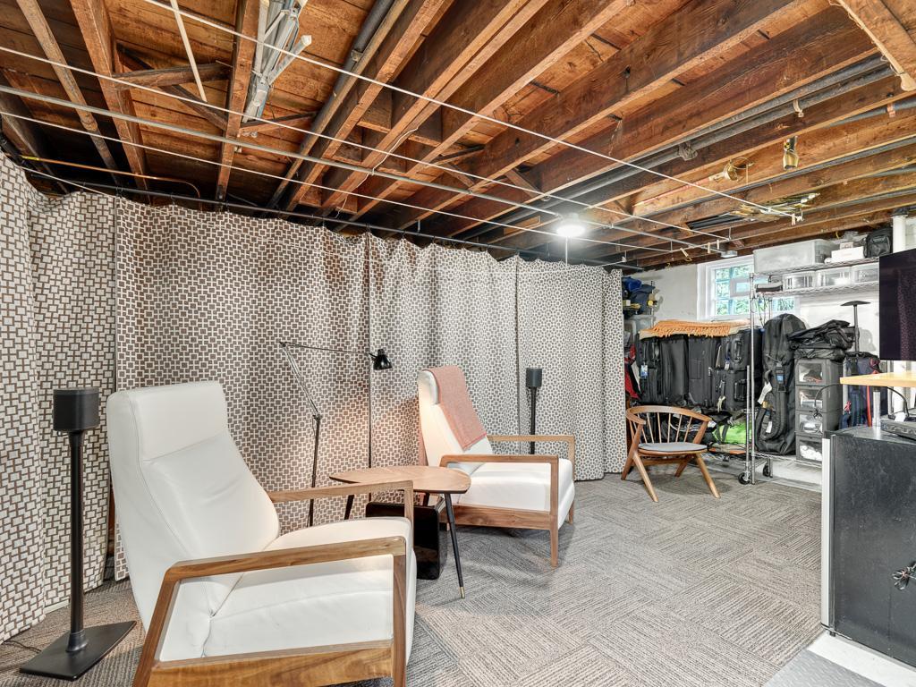 132 W 36th Street Property Photo 27
