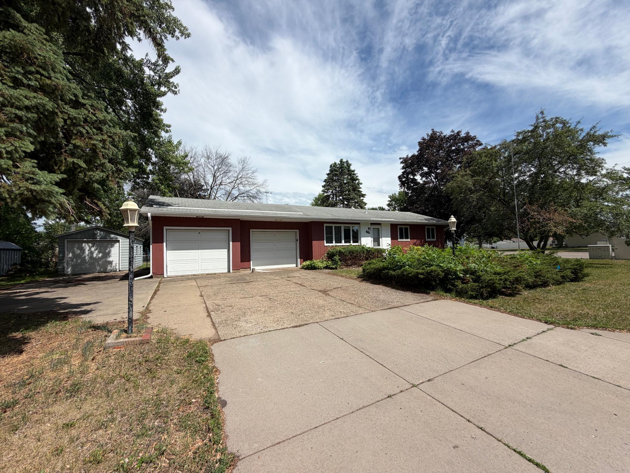 6990 Dawn Avenue Property Photo 1