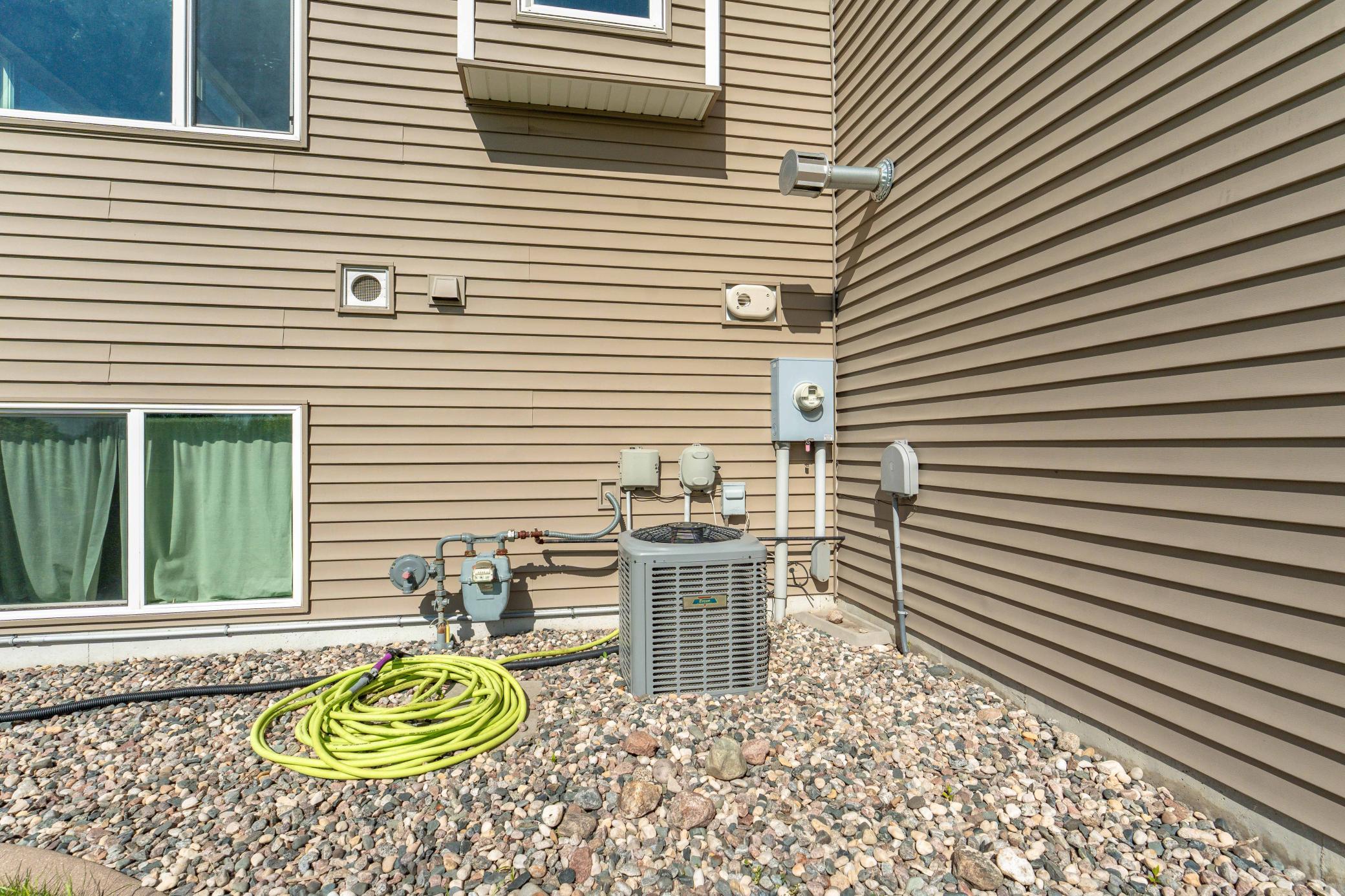 2414 Valley View Property Photo 14