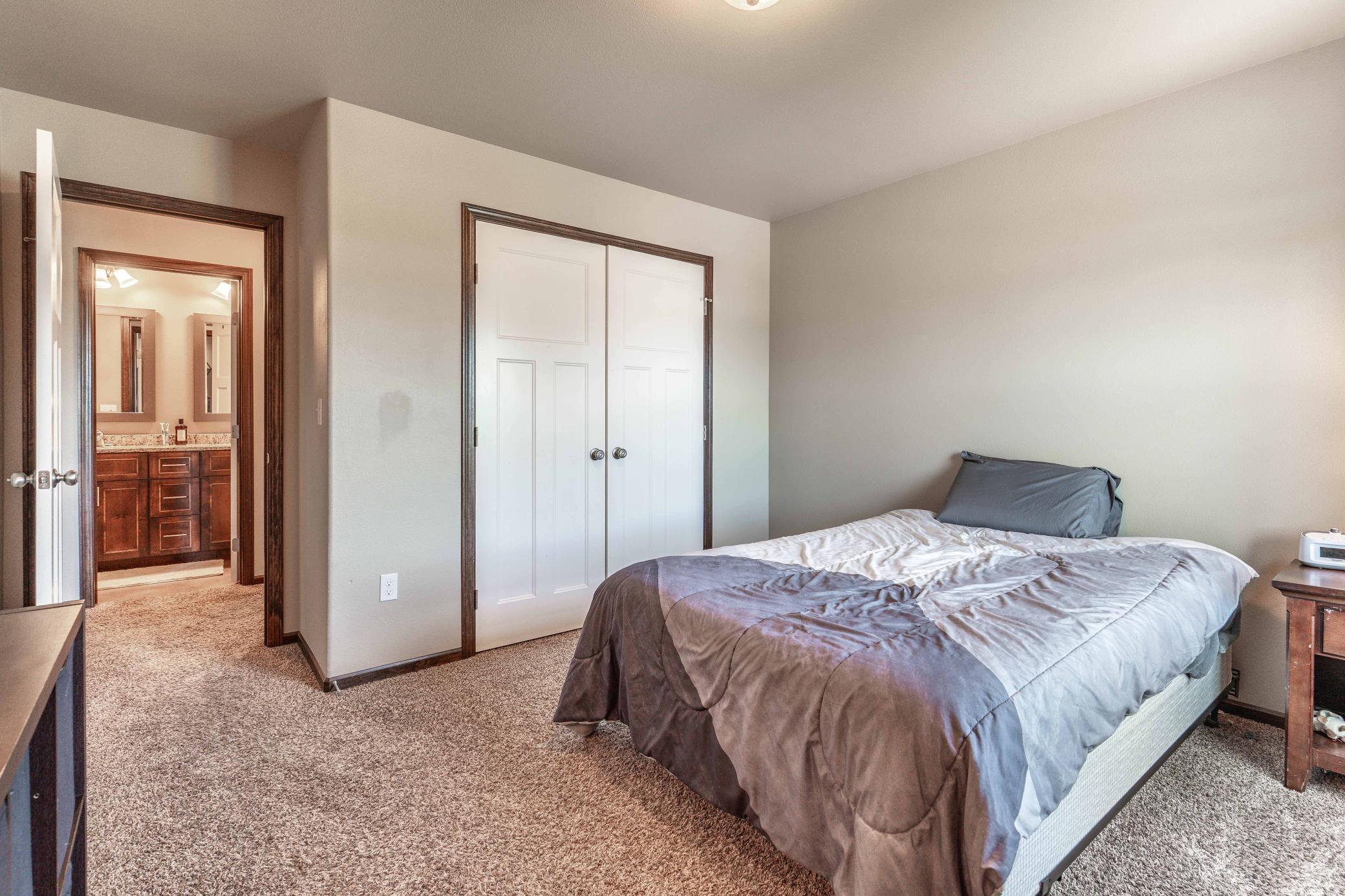 2414 Valley View Property Photo 41