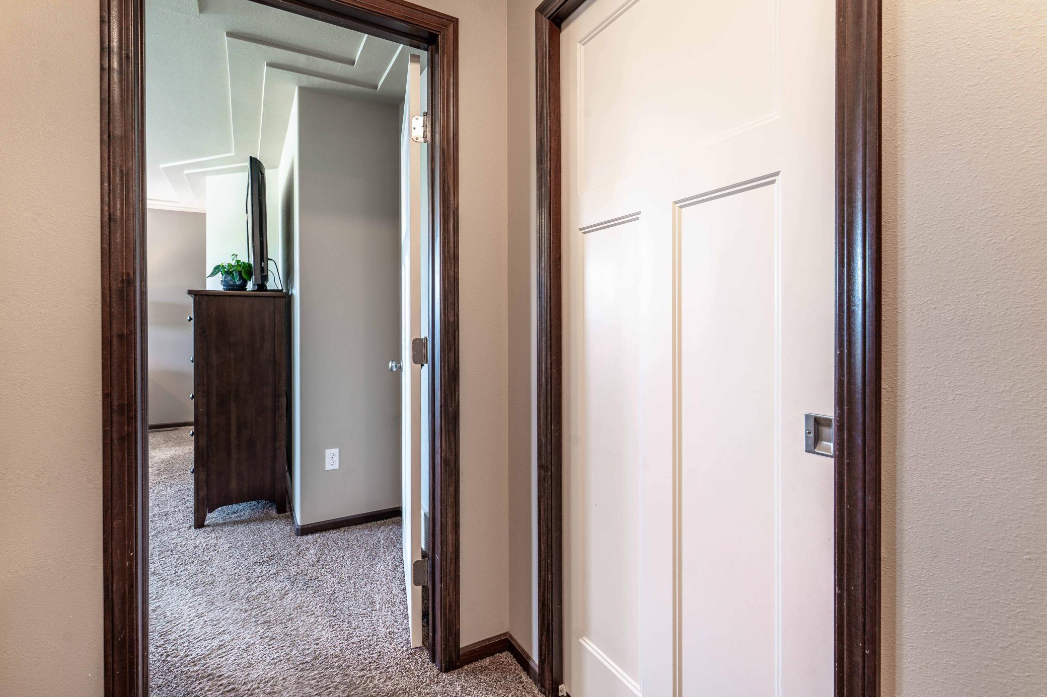 2414 Valley View Property Photo 46