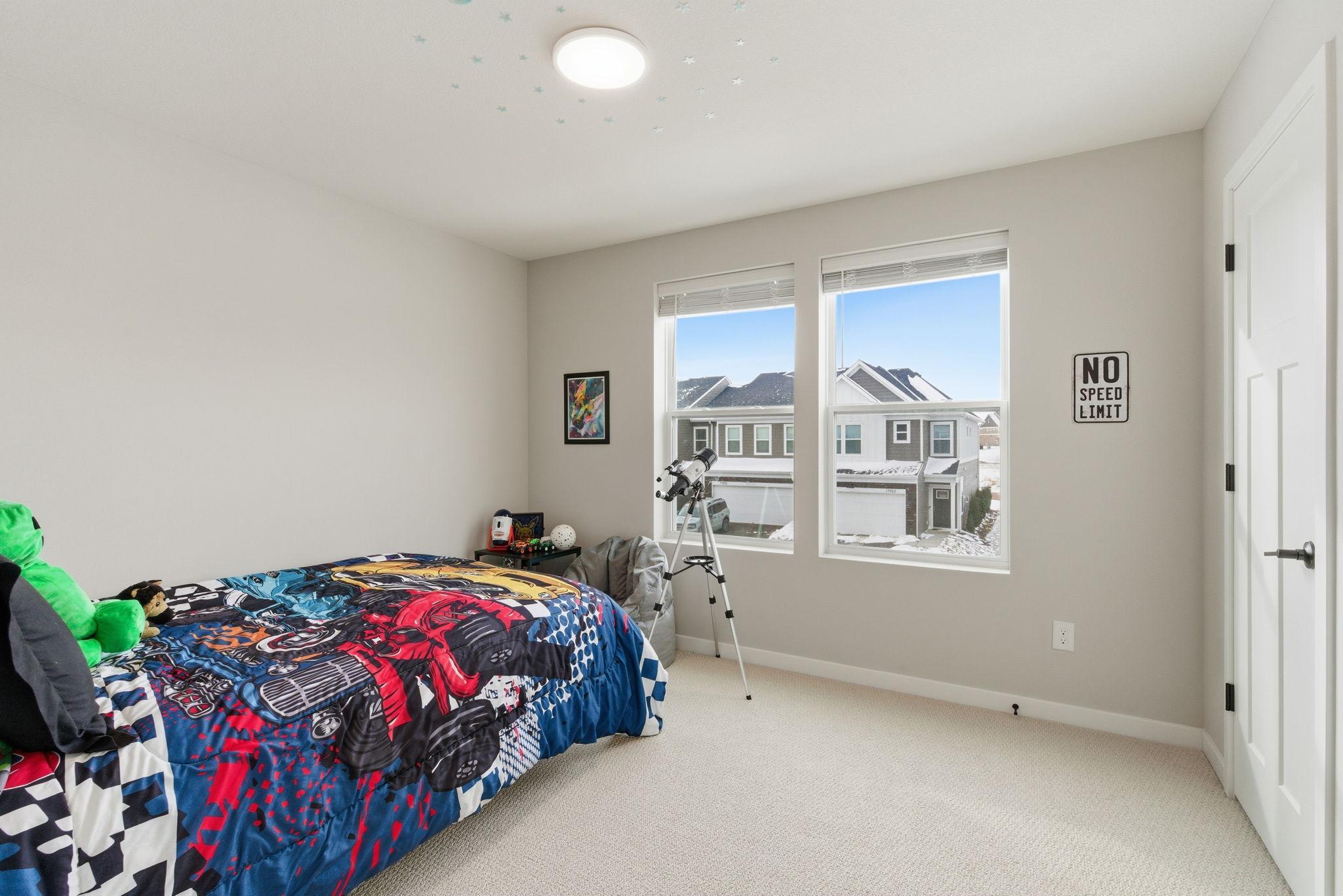 17922 Genoa Drive Property Photo 15
