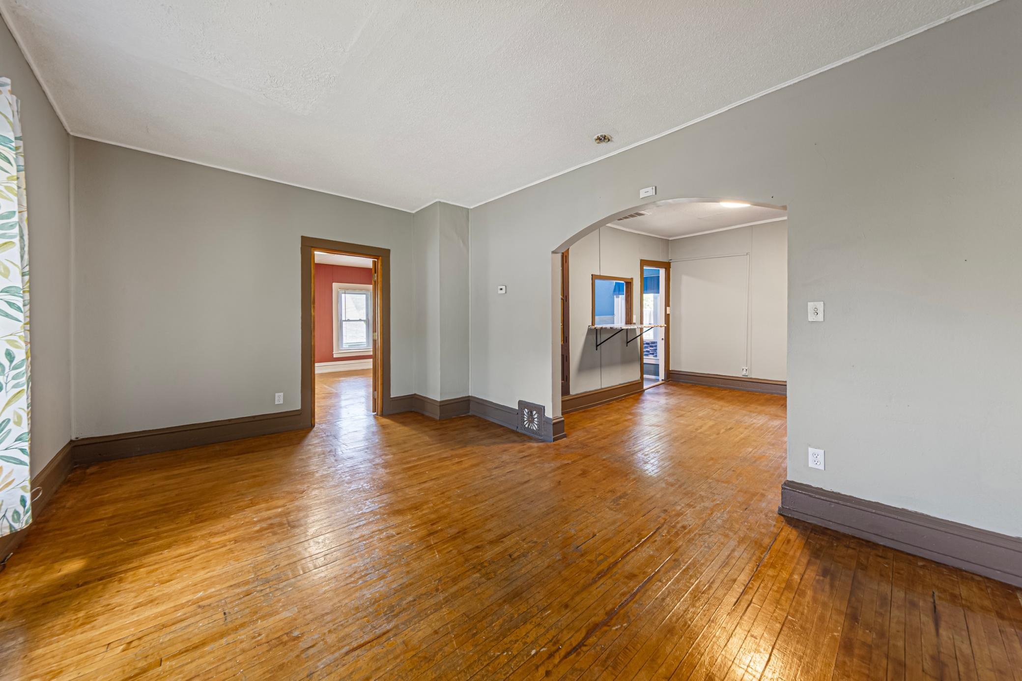 3 6th Avenue Nw Property Photo 19