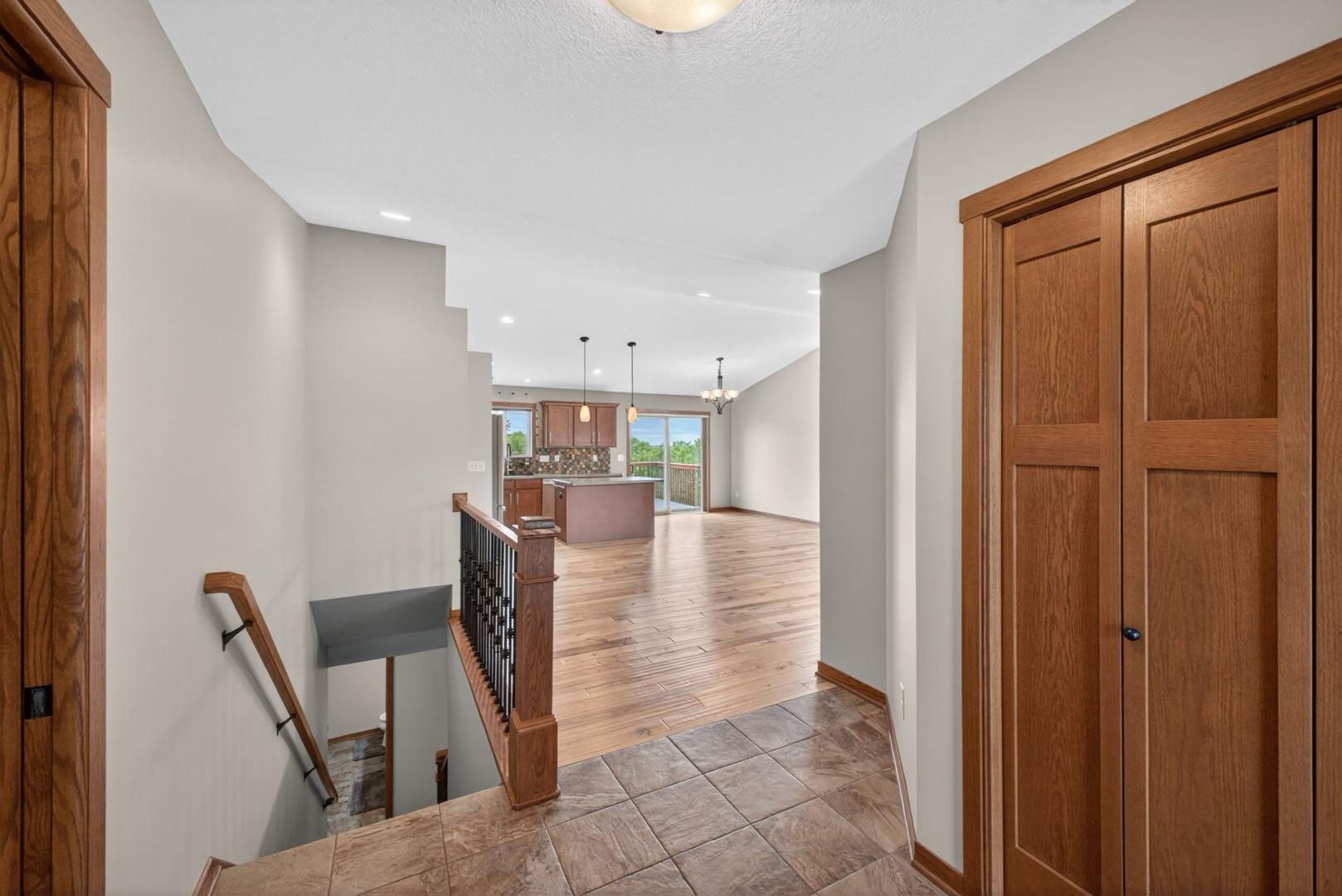 4201 Dodge Lane Ne Property Photo 6