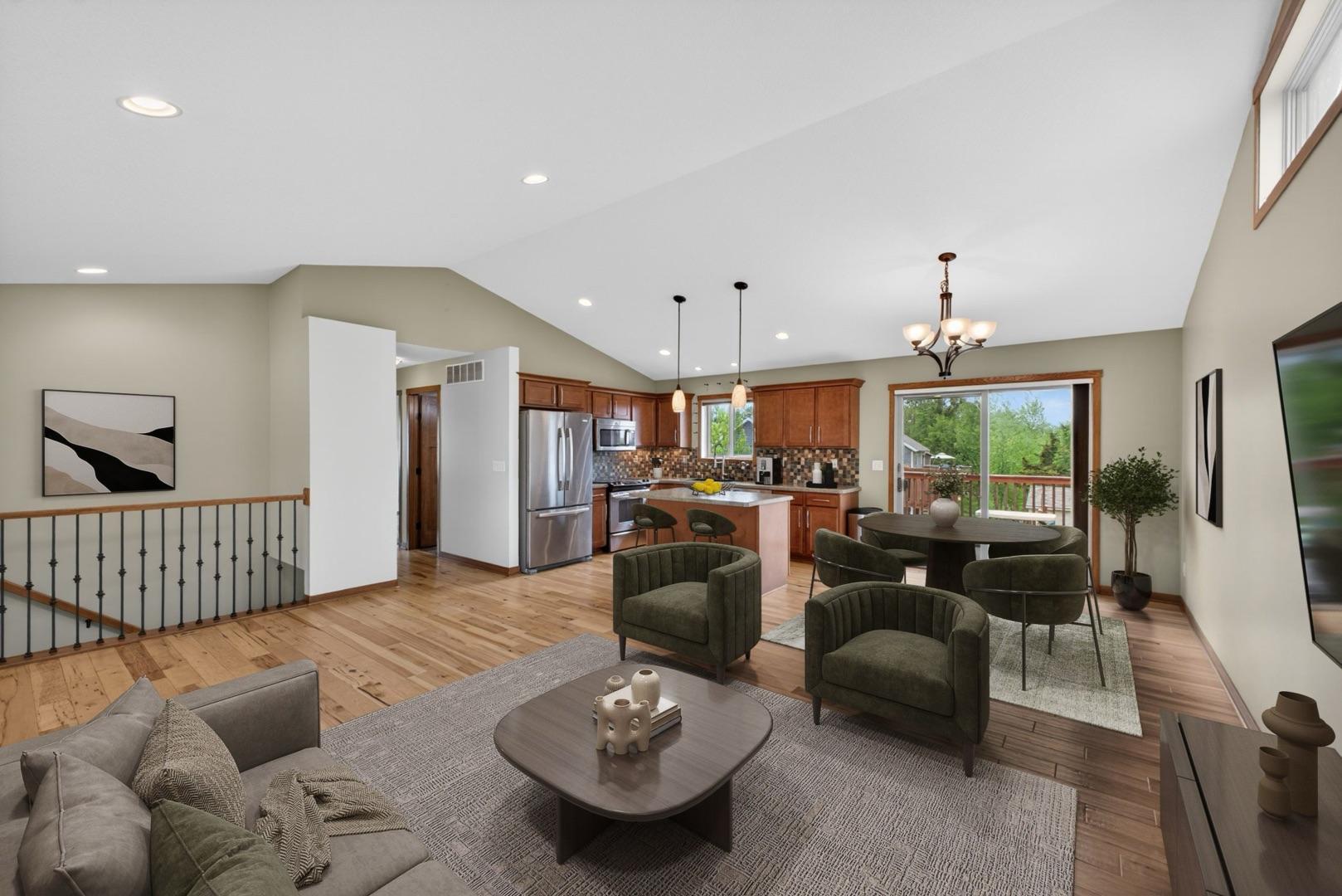 4201 Dodge Lane Ne Property Photo 12