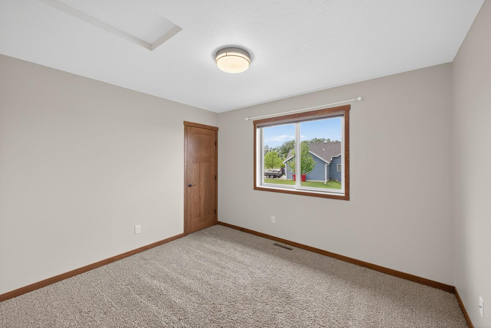 4201 Dodge Lane Ne Property Photo 19