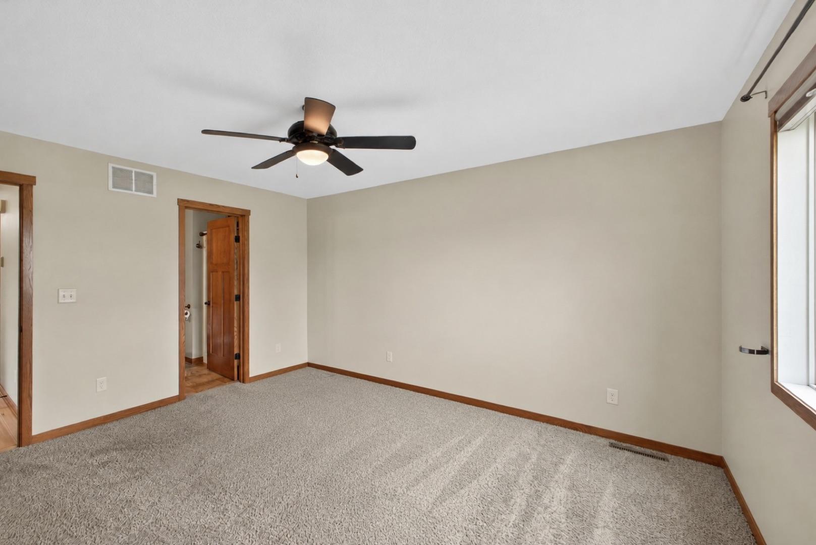 4201 Dodge Lane Ne Property Photo 27