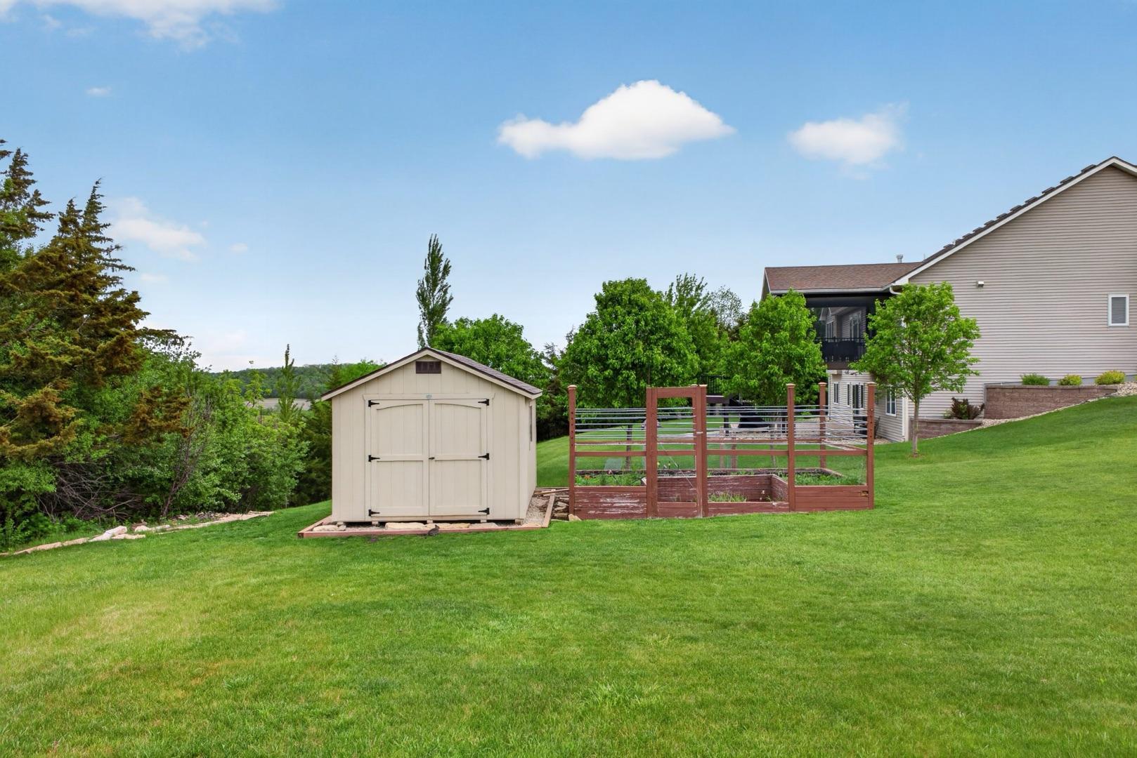 4201 Dodge Lane Ne Property Photo 54
