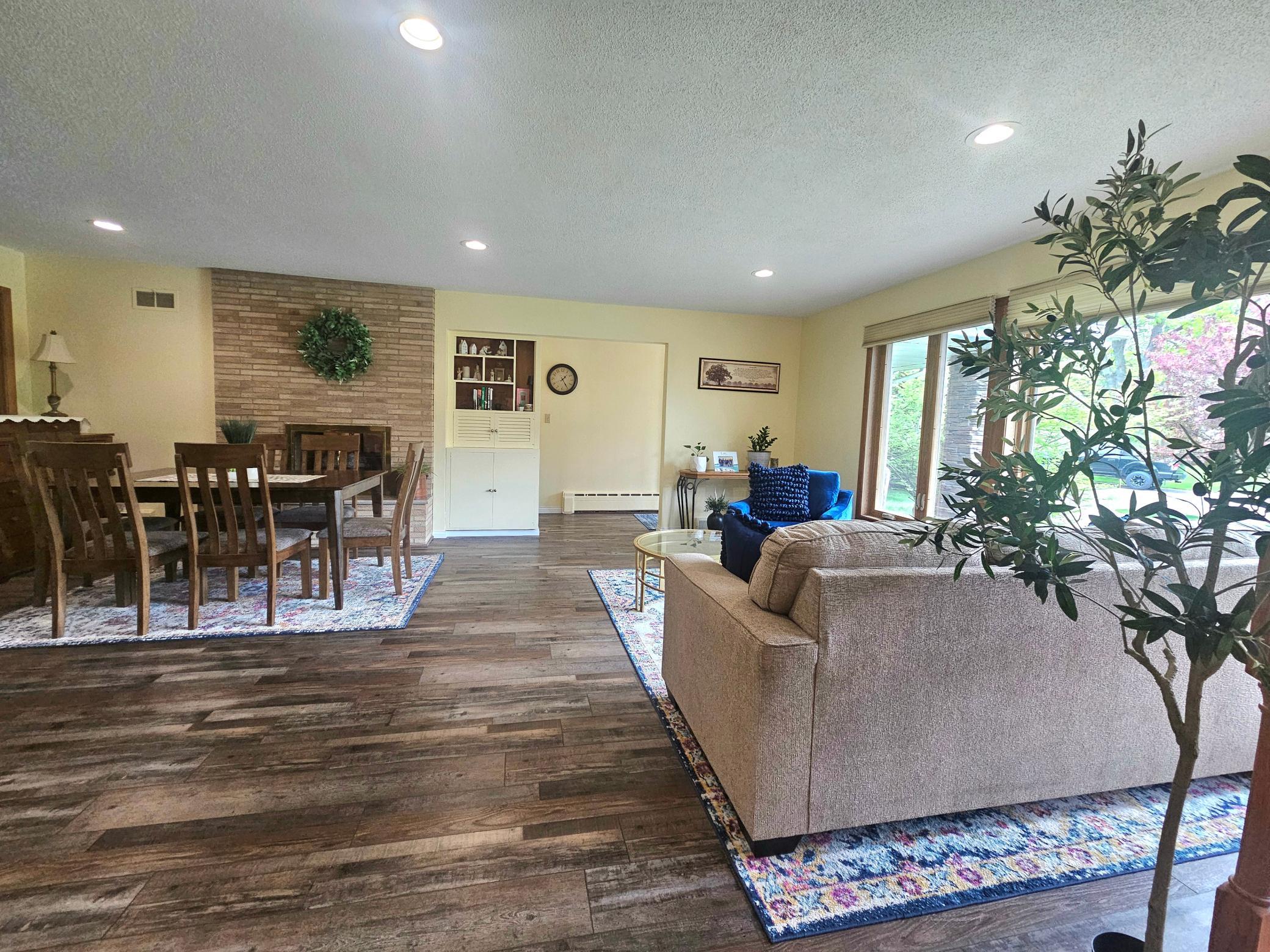 225 Wegener Drive Property Photo 9