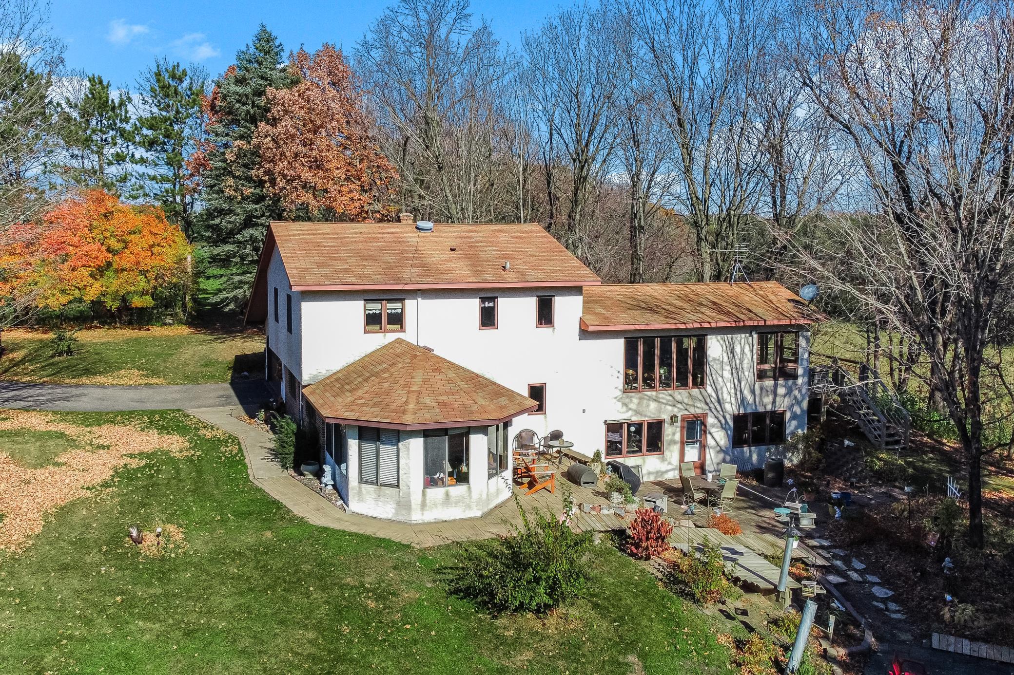 33175 N Lakes Trail Property Photo 4