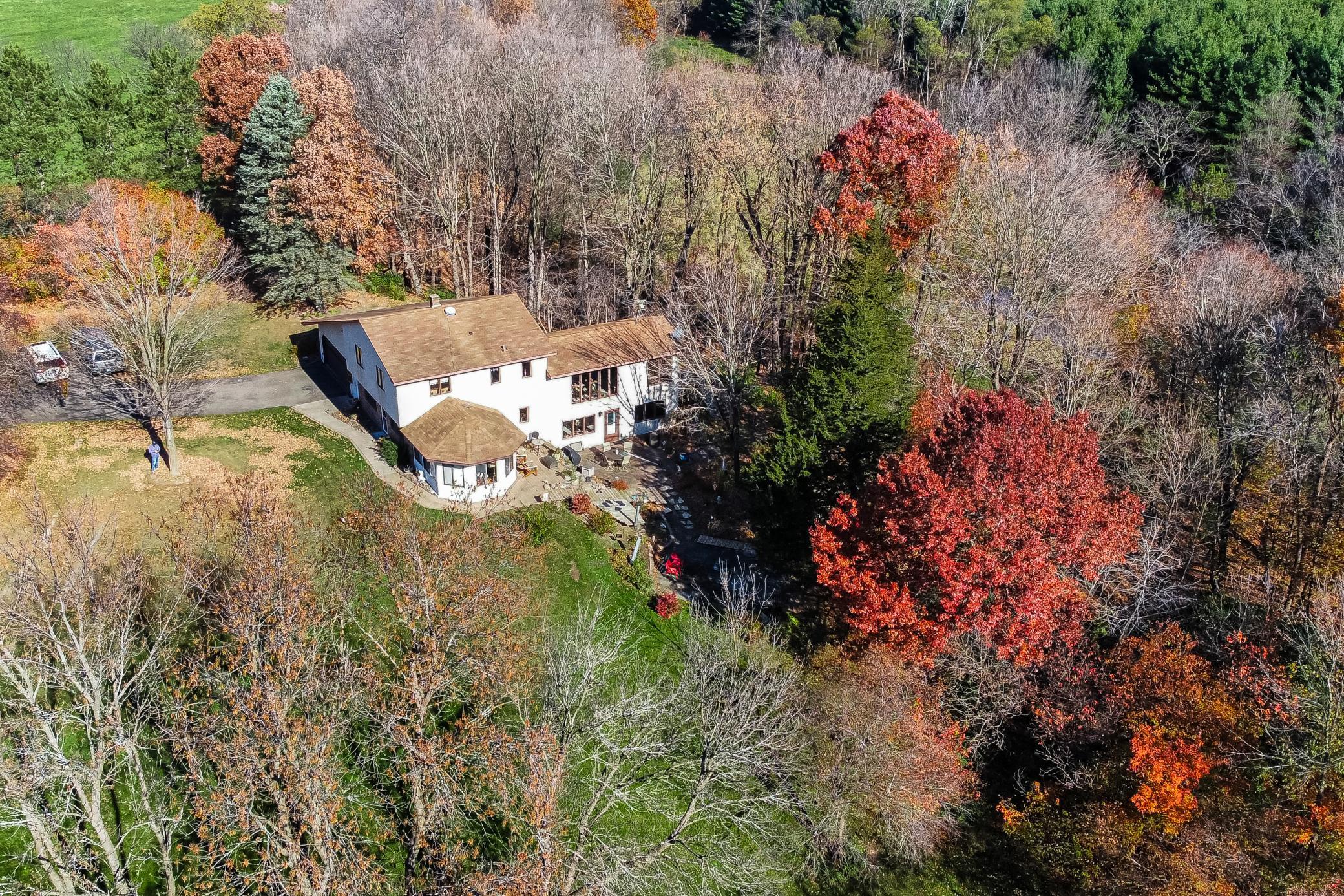 33175 N Lakes Trail Property Photo 5