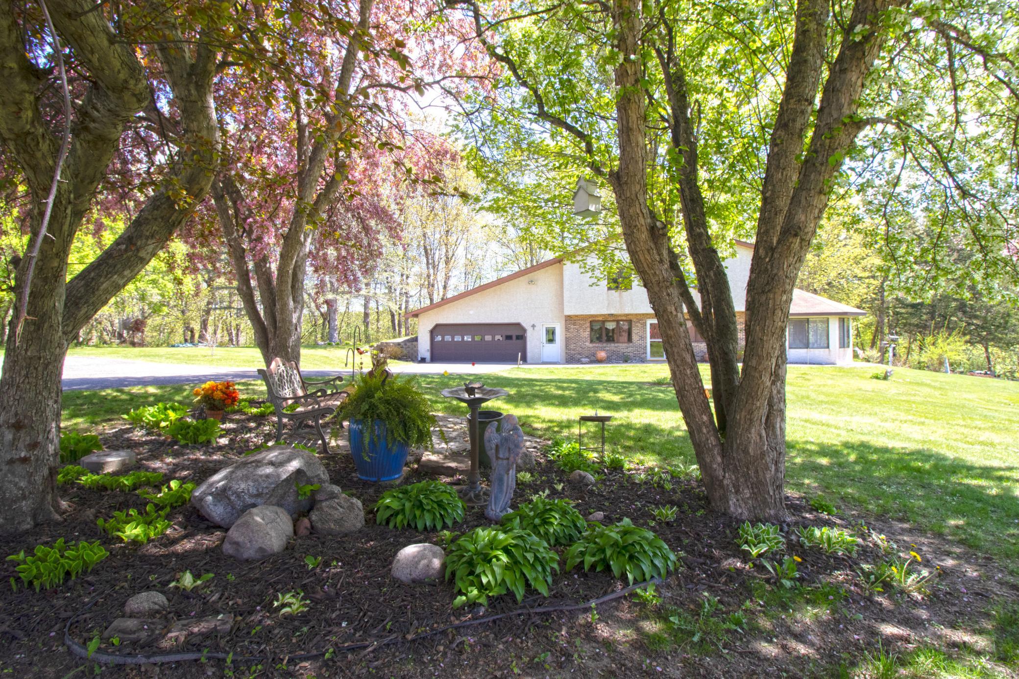 33175 N Lakes Trail Property Photo 8