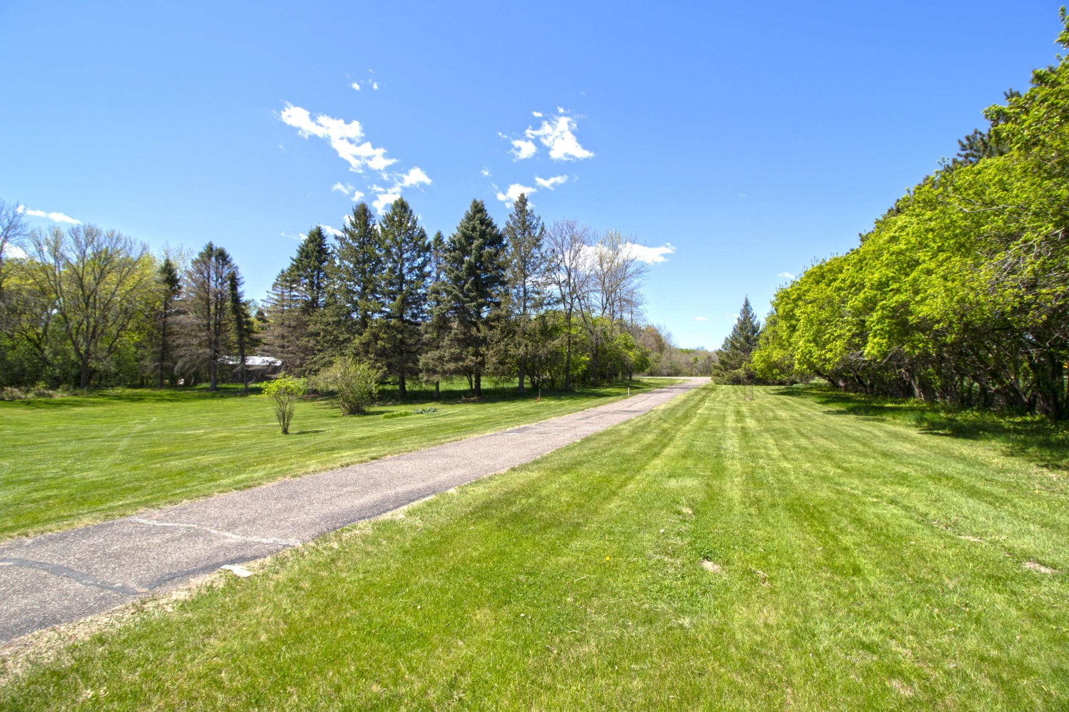 33175 N Lakes Trail Property Photo 15