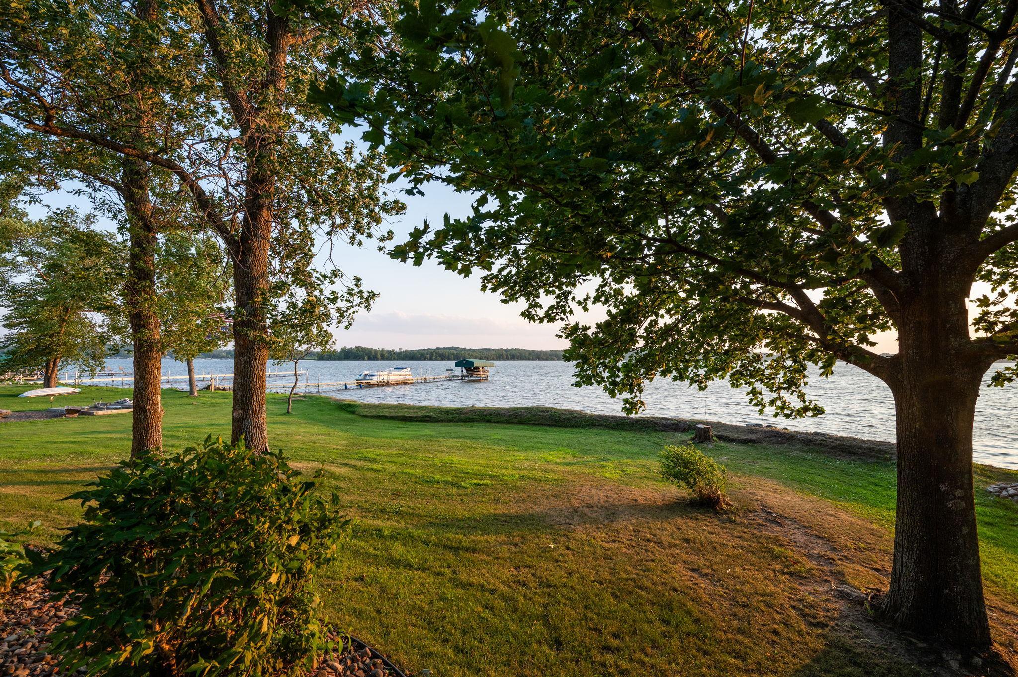 50876 Lakeview Drive Property Photo 4