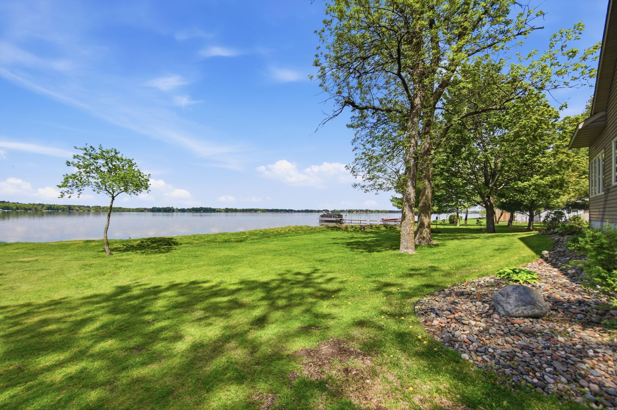 50876 Lakeview Drive Property Photo 7