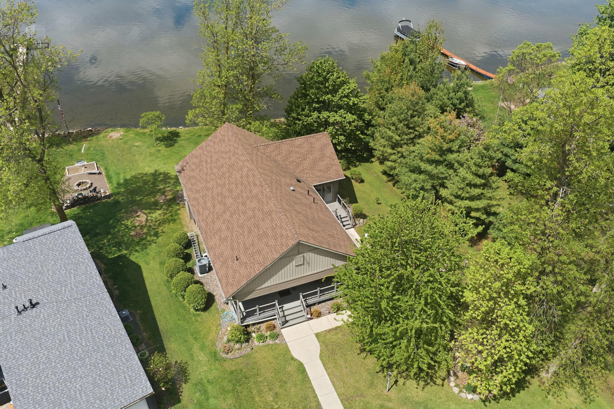 50876 Lakeview Drive Property Photo 8