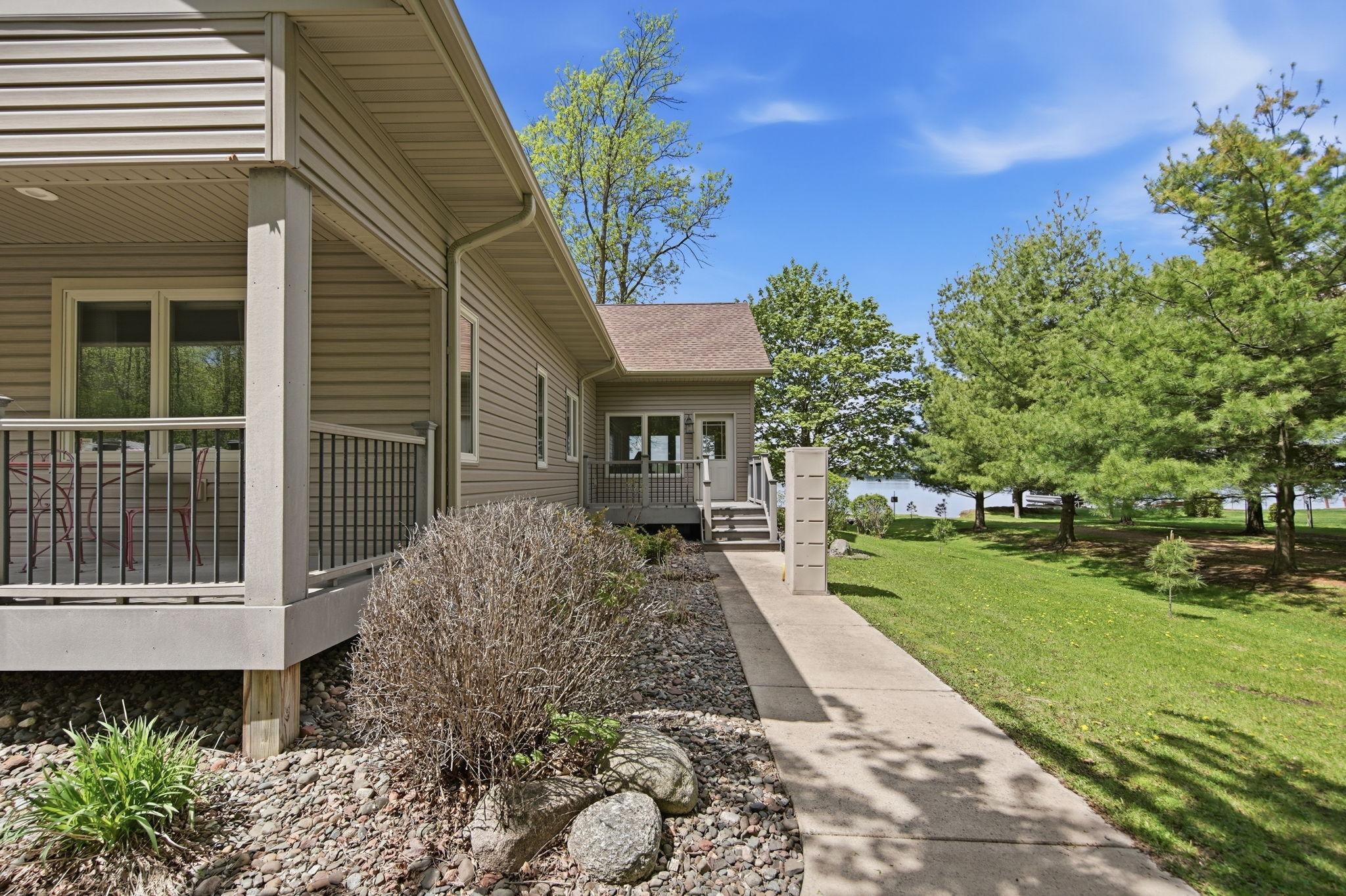 50876 Lakeview Drive Property Photo 12