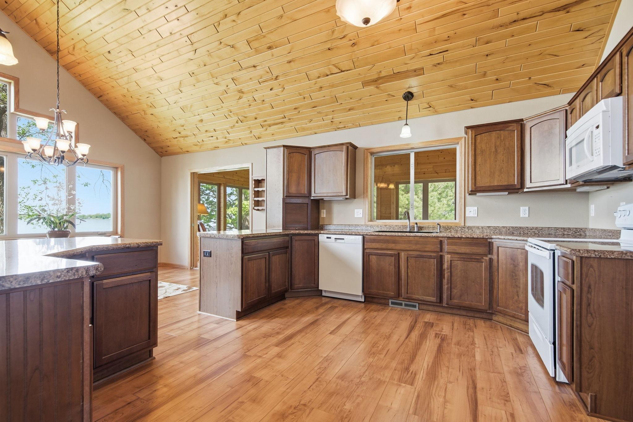 50876 Lakeview Drive Property Photo 21