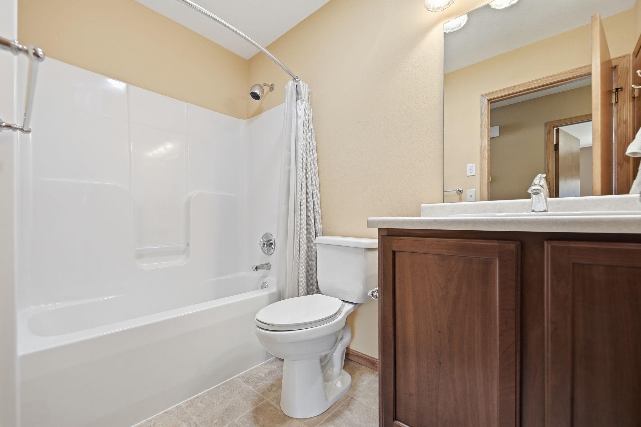 50876 Lakeview Drive Property Photo 38