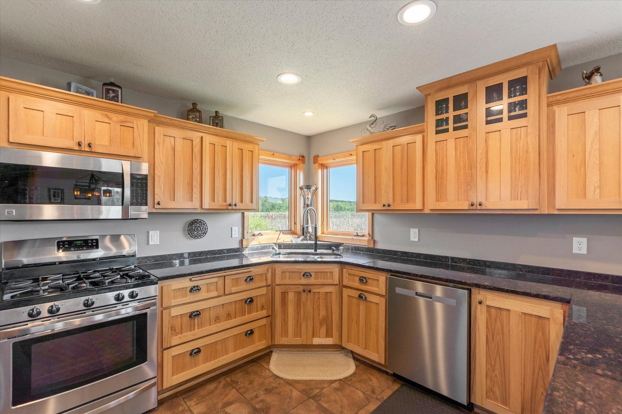 33754 Pineview Lane Property Photo 9