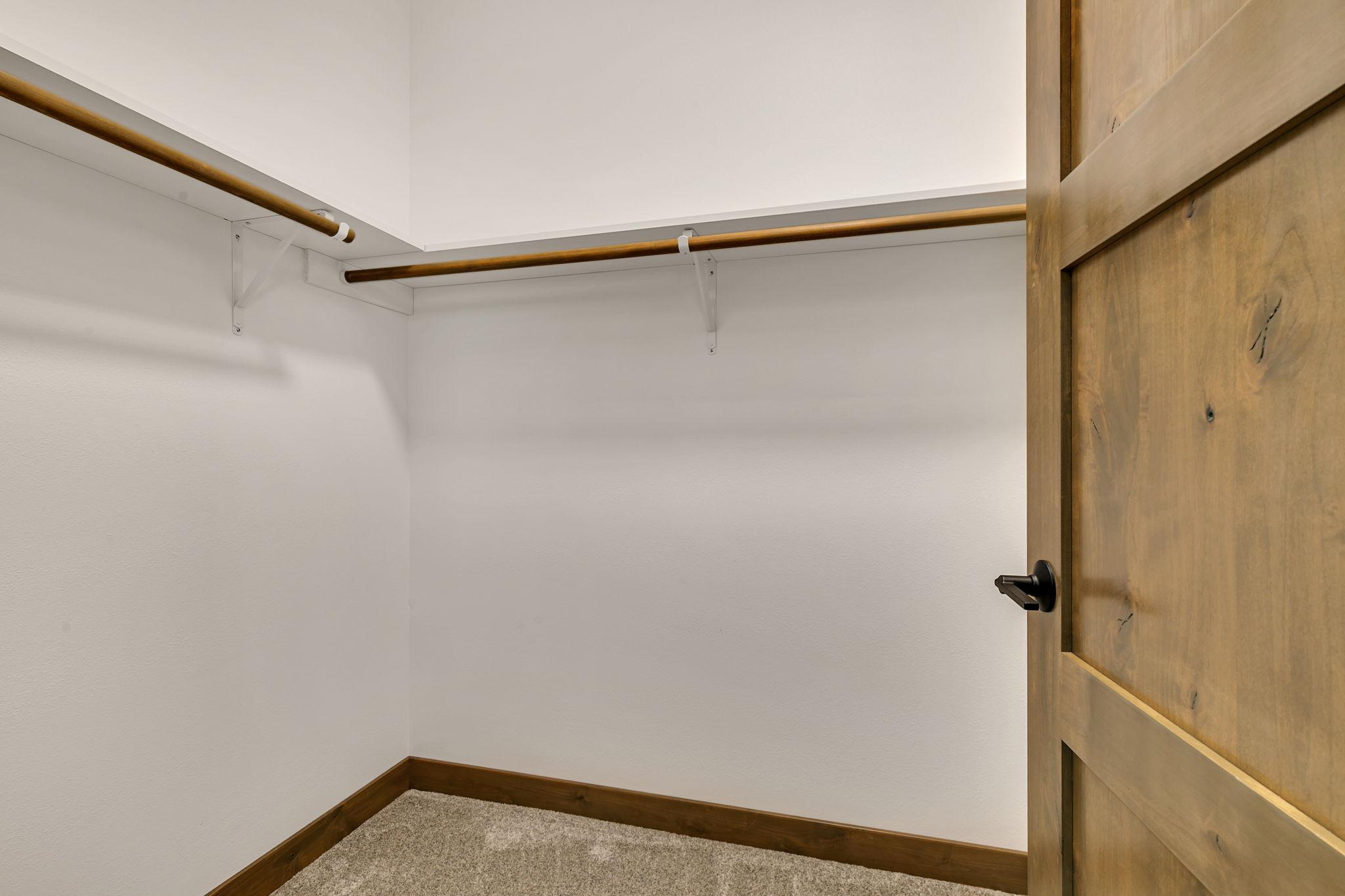 1325 Iris Lane Property Photo 32