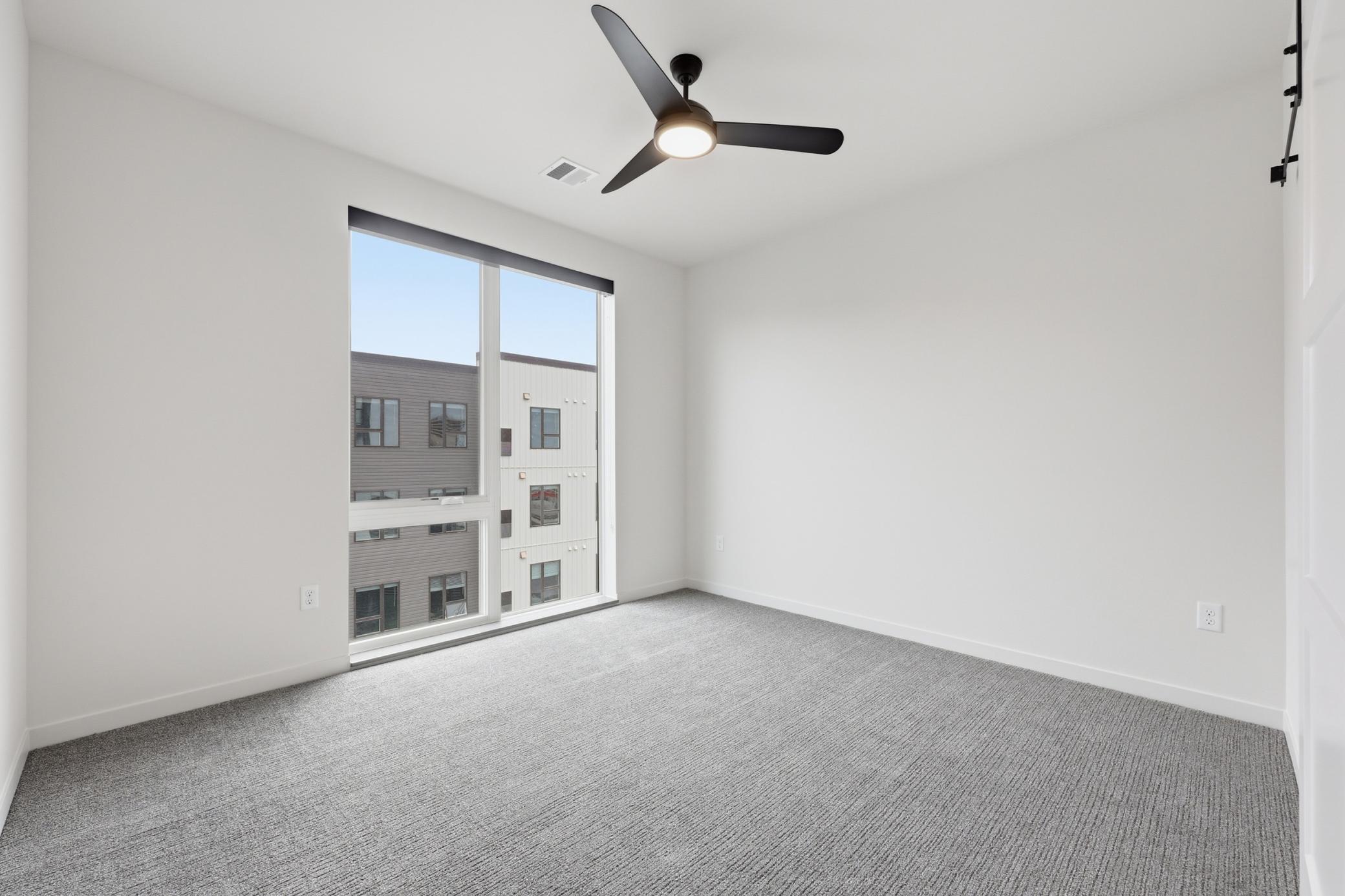 300 Main Avenue 502 Property Photo 29