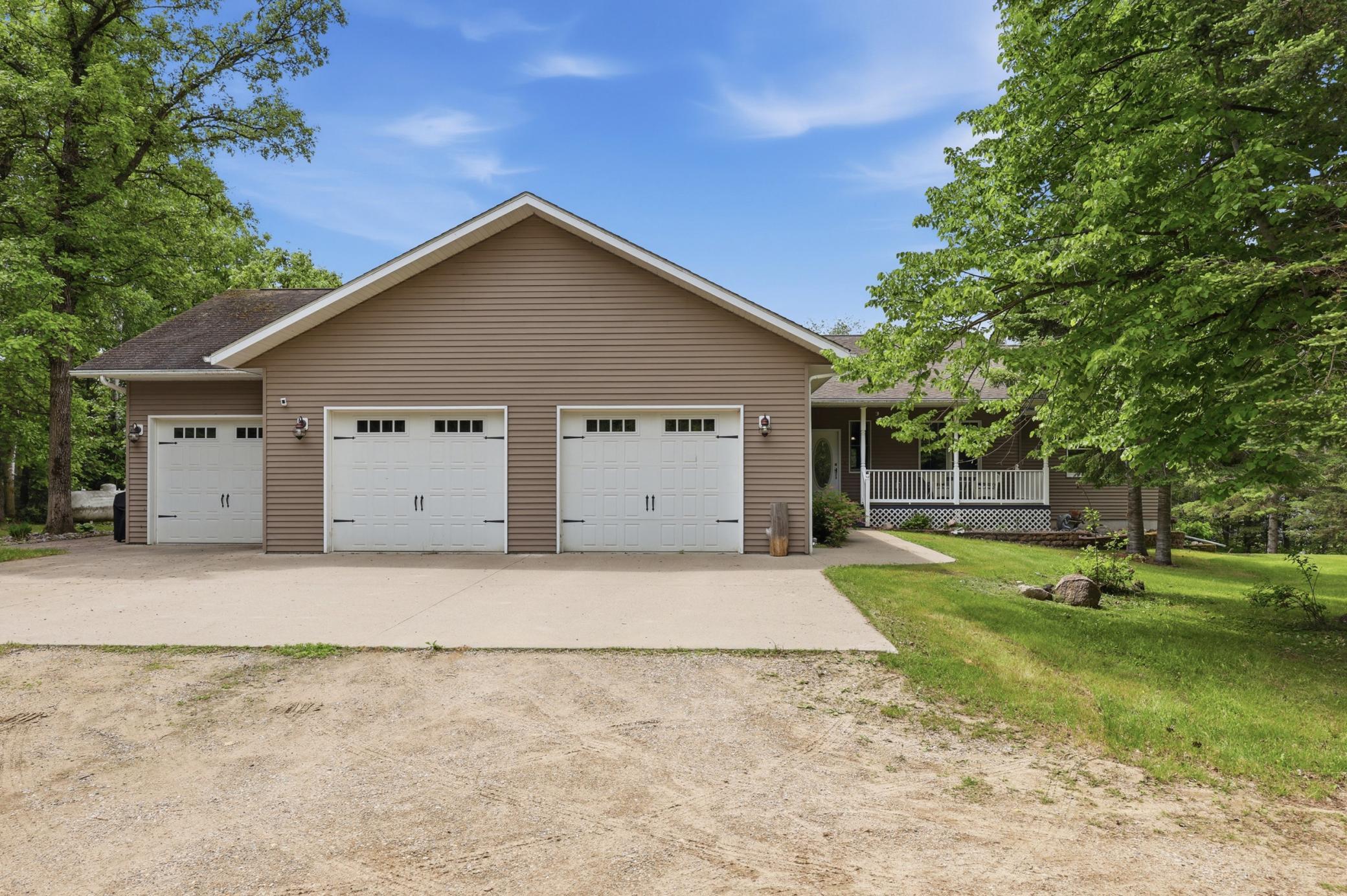 39878 Bald Eagle Haven Road Property Photo 3