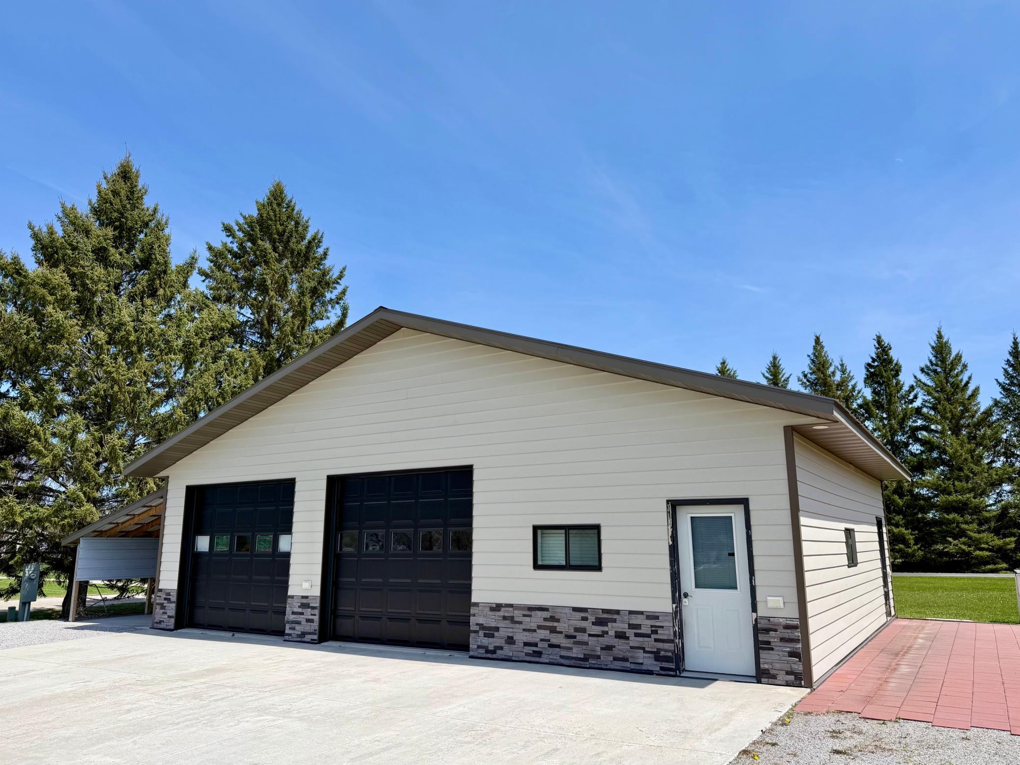 752 Hallberg Street Sw Property Photo 1