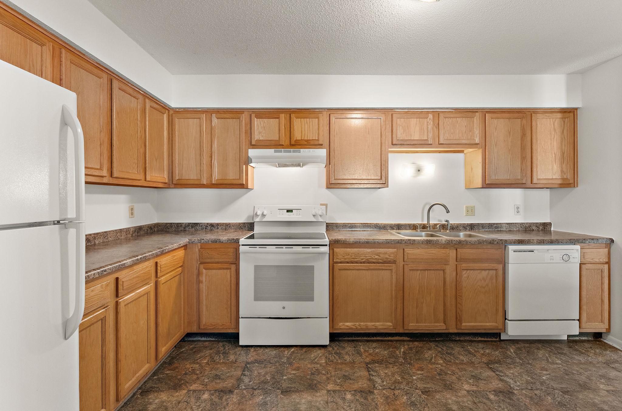 949 Wescott Trail 201 Property Photo 3