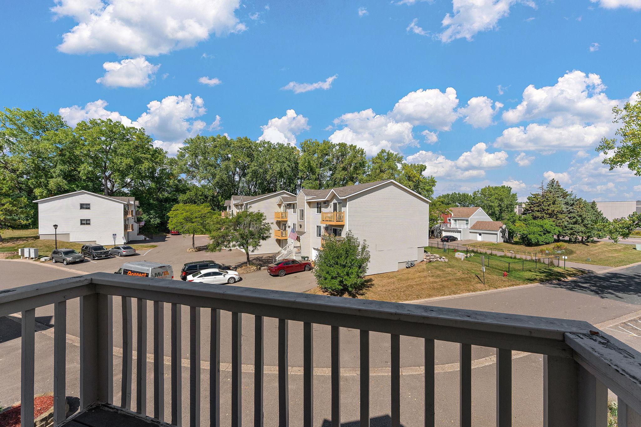 949 Wescott Trail 201 Property Photo 15