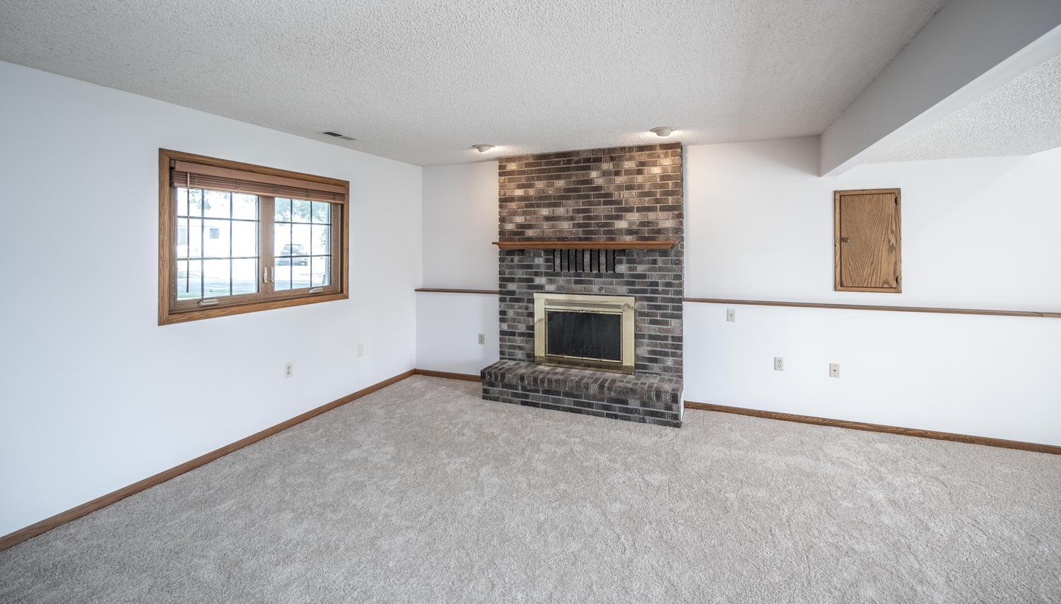 1500 Lakeview Curve Property Photo 25