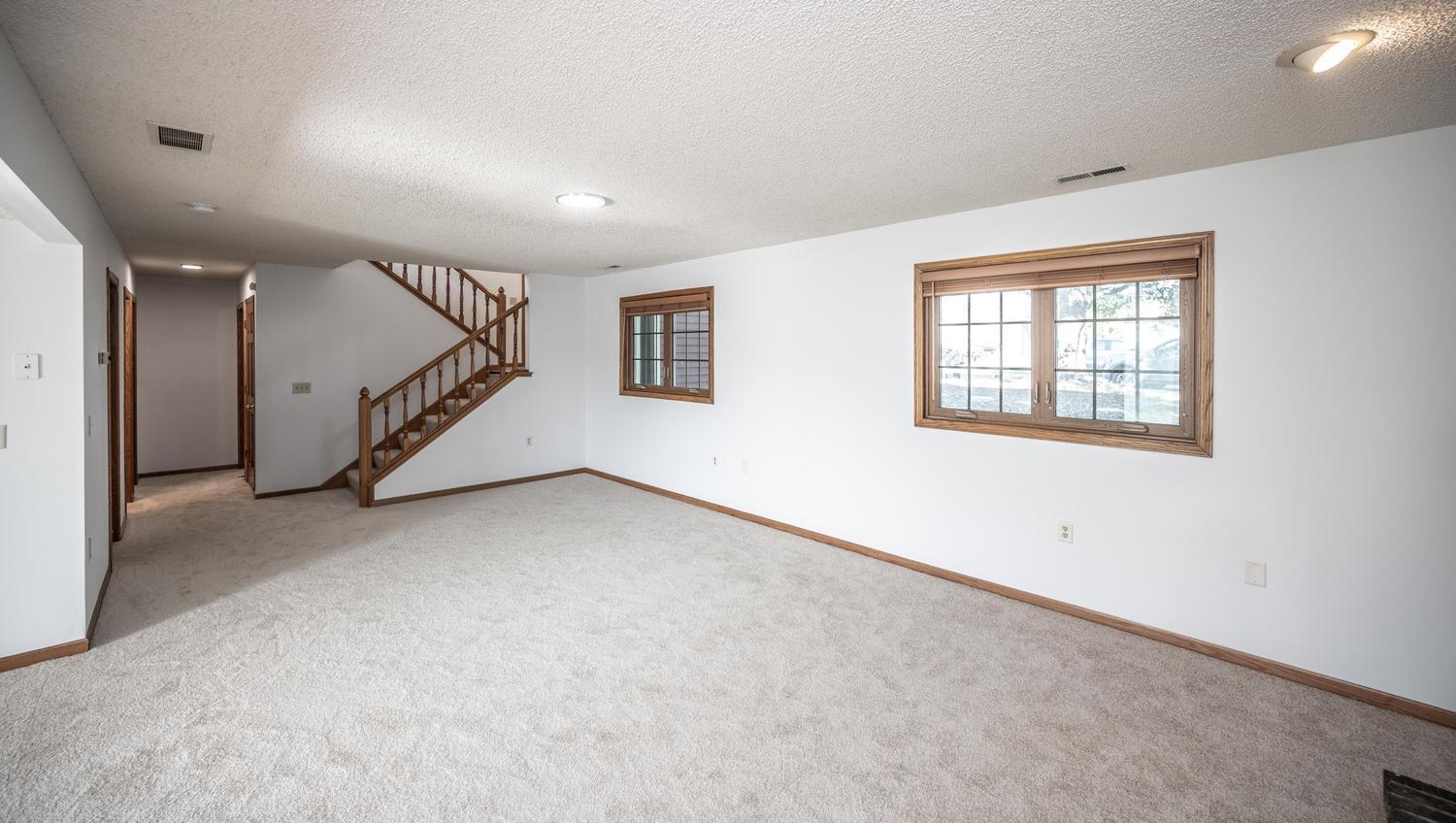 1500 Lakeview Curve Property Photo 26