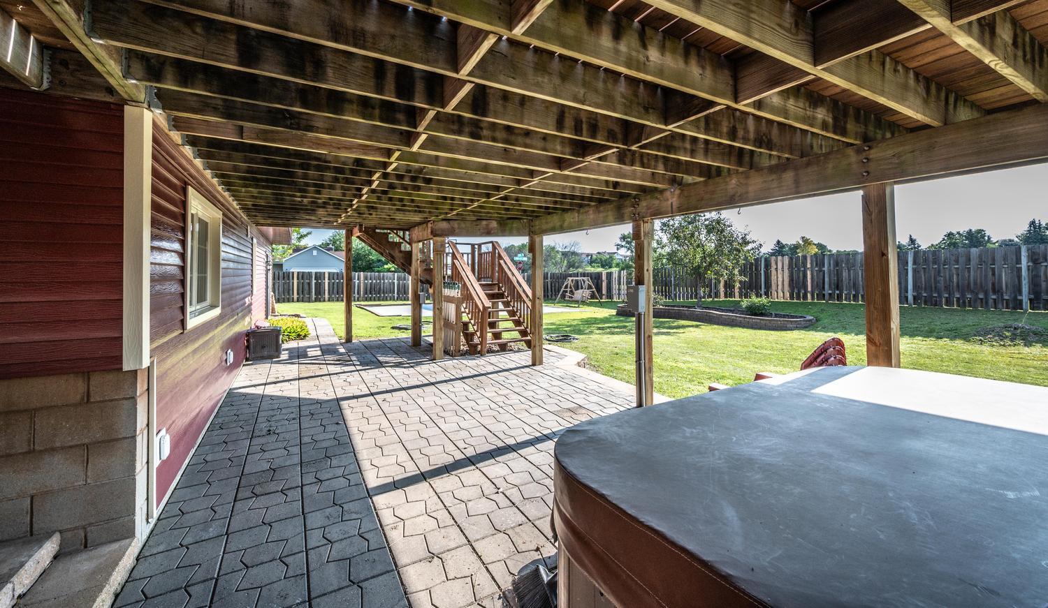 1500 Lakeview Curve Property Photo 41