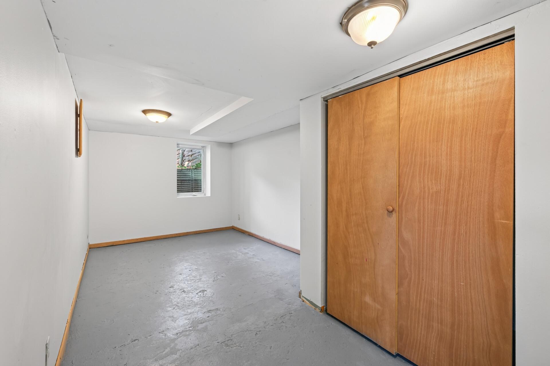 967 Rose Avenue E Property Photo 31