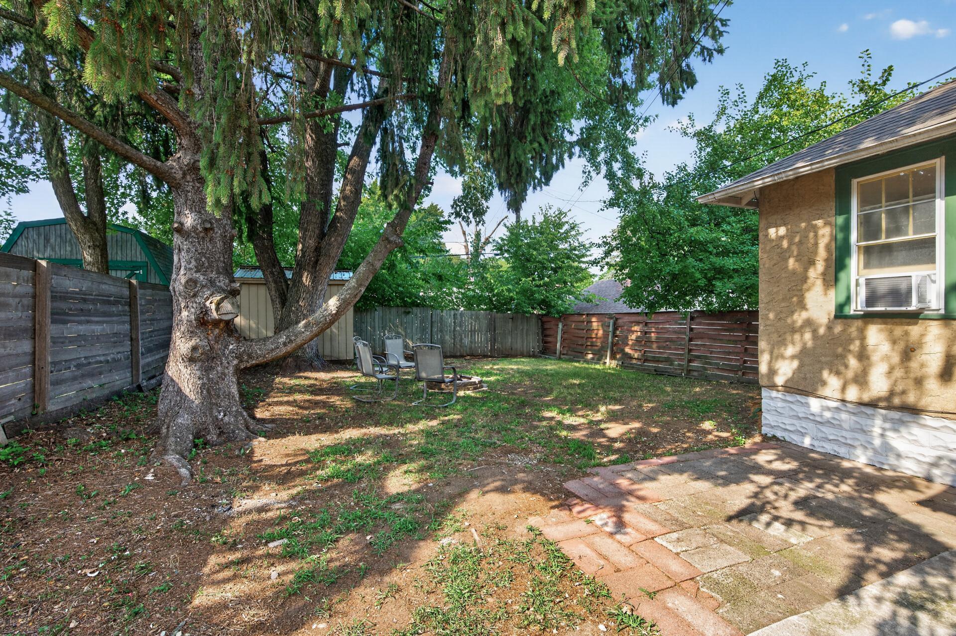 967 Rose Avenue E Property Photo 32