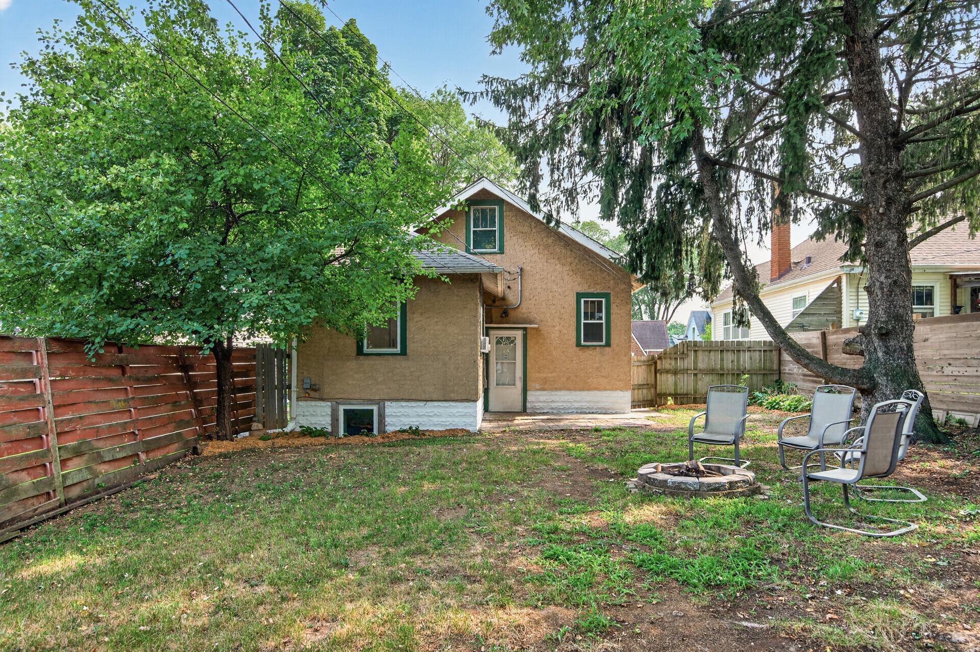 967 Rose Avenue E Property Photo 33