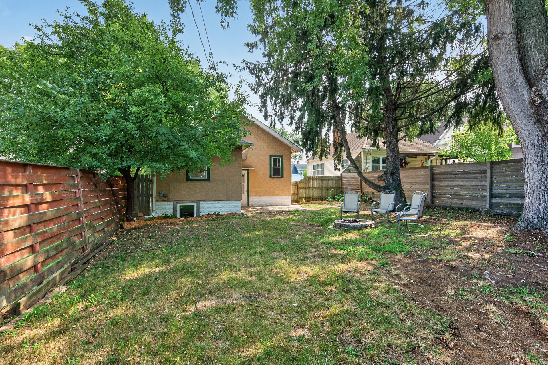 967 Rose Avenue E Property Photo 34