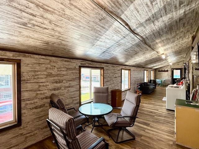 111 Grove Street E Property Photo 5