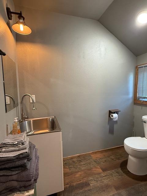 111 Grove Street E Property Photo 19