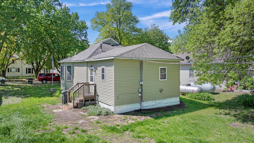 102 E Lyon Street Property Photo 24