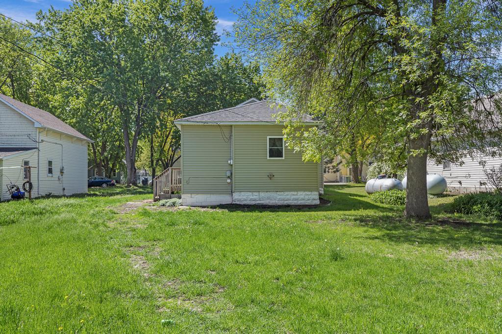 102 E Lyon Street Property Photo 25