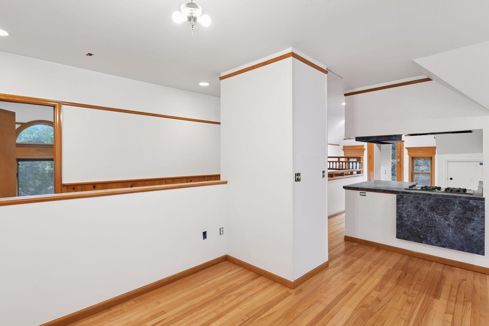 1820 Colfax Avenue S Property Photo 36