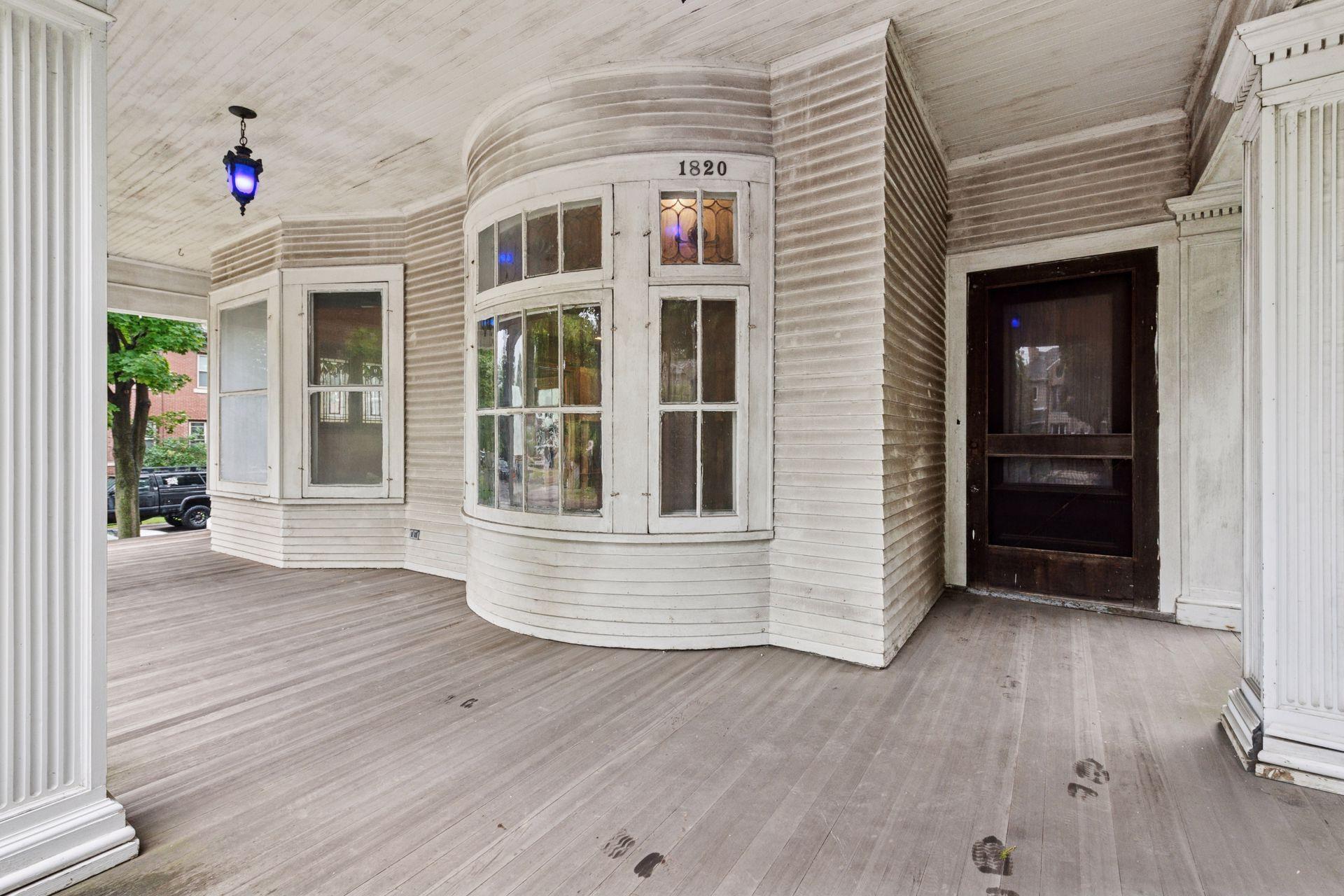 1820 Colfax Avenue S Property Photo 43