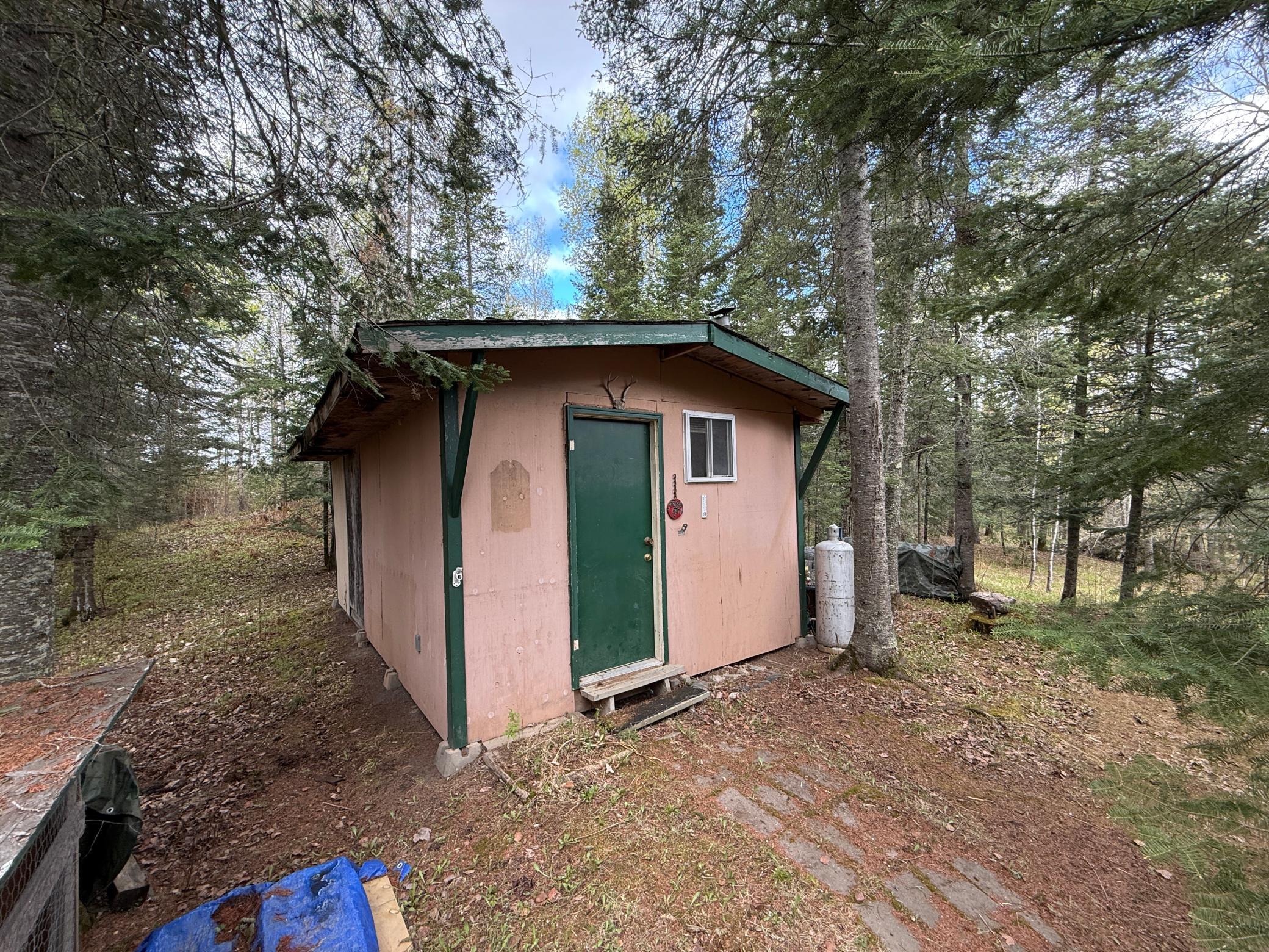 7355 Melrude Rd. W Property Photo 11
