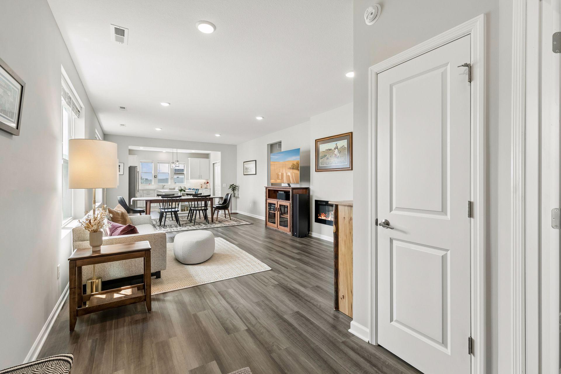 15032 Athgoe Drive Property Photo 2
