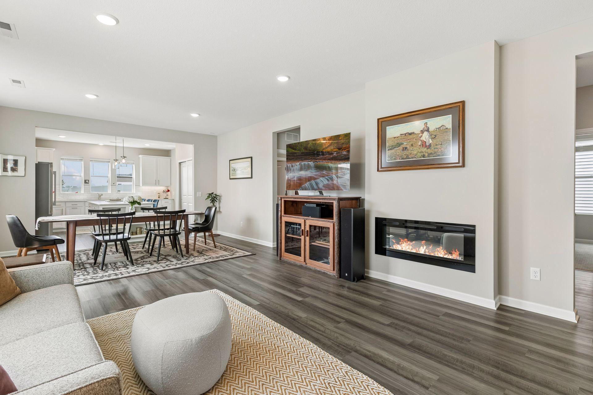 15032 Athgoe Drive Property Photo 3